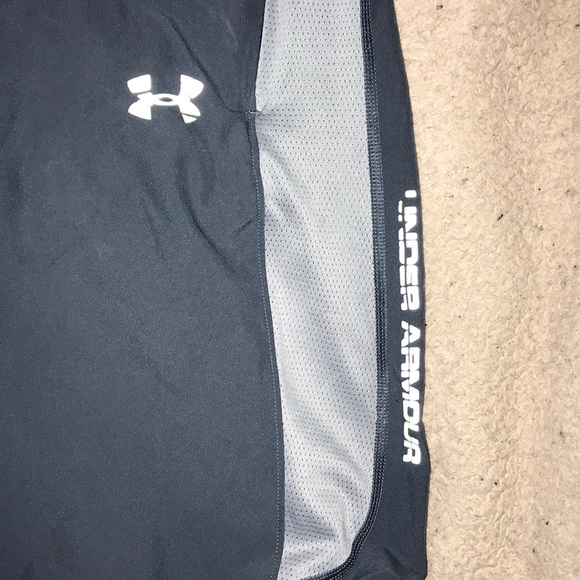 Men’s medium under armour wind pants - Picture 6 of 6